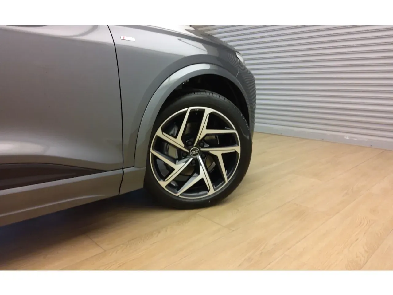 Audi Q6 E-tron - Imagem 13