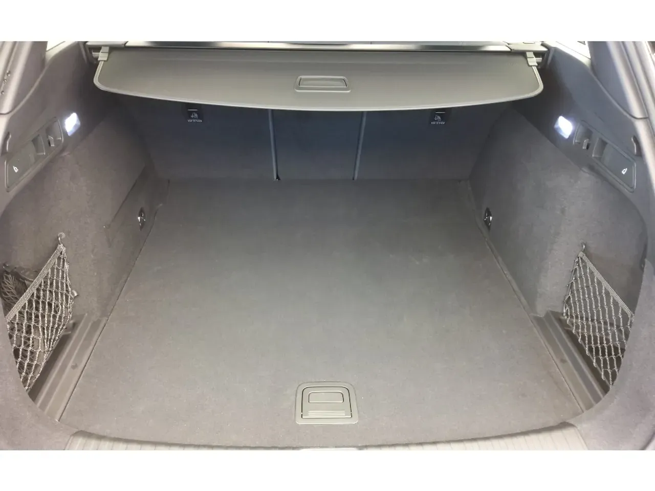 Audi Q6 E-tron - Imagem 16