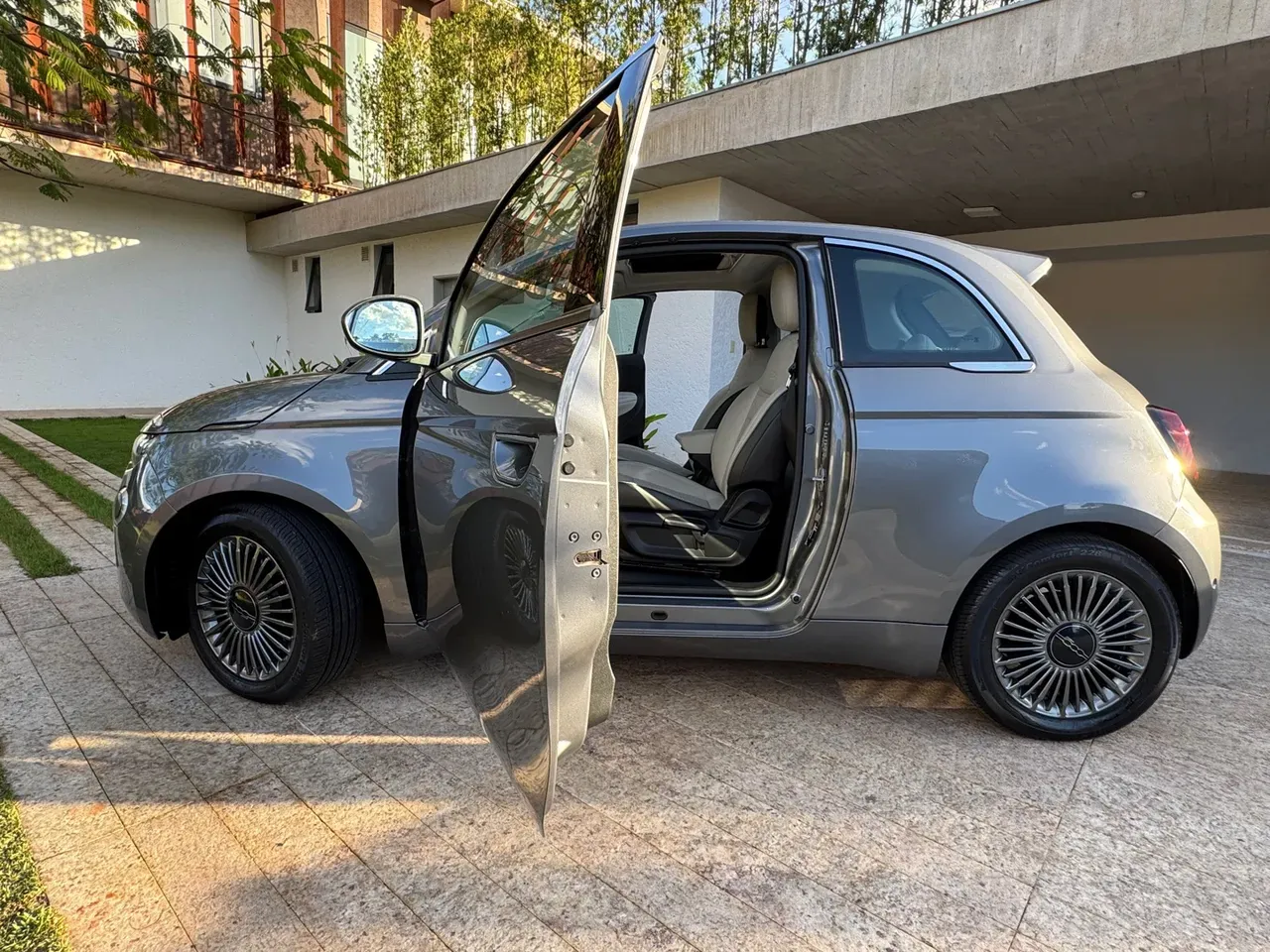 Fiat 500e - Imagem 13