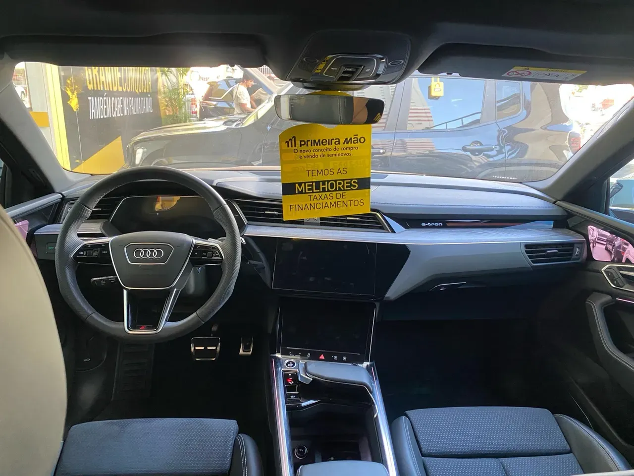 Audi Q8 E-tron - Imagem 8