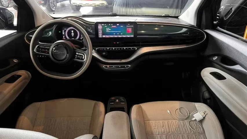 Fiat 500e - Imagem 6