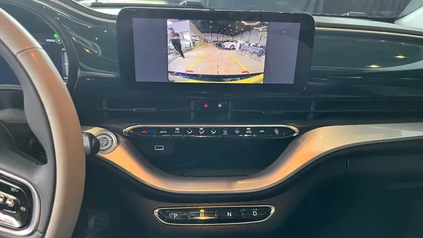 Fiat 500e - Imagem 8