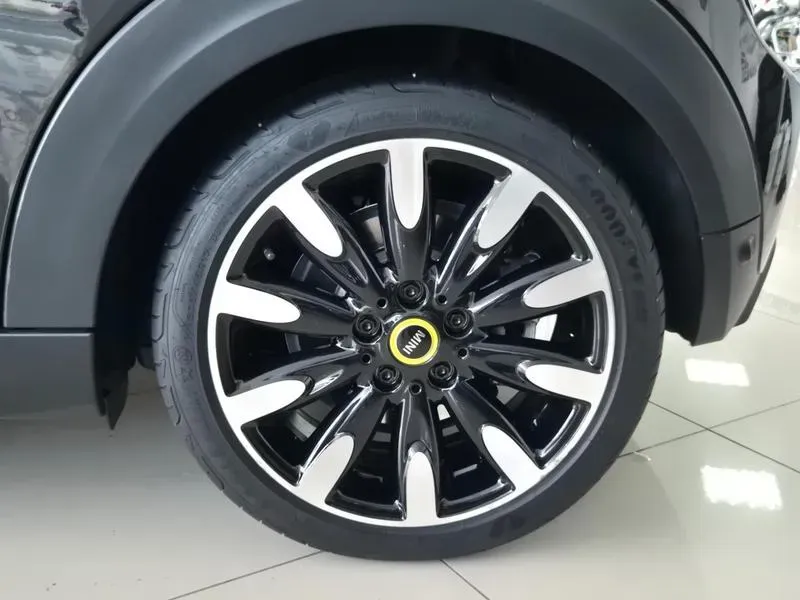 Mini CooperSE - Imagem 13