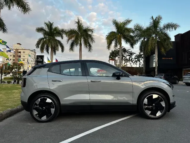 Volvo EX30 - Imagem 6