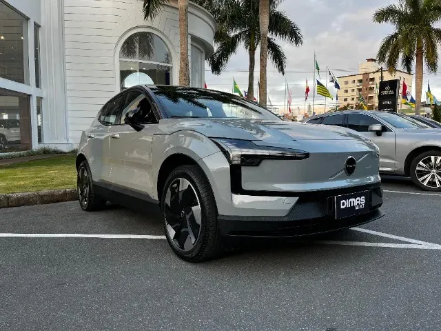 Volvo EX30 - Imagem 7
