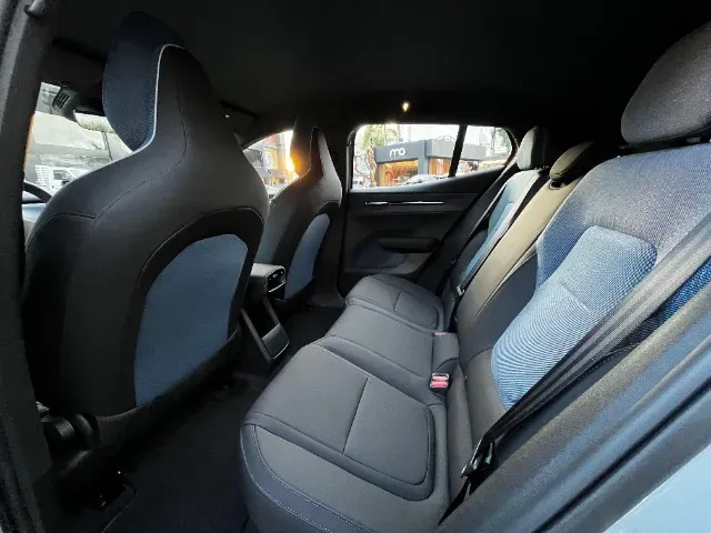 Volvo EX30 - Imagem 13