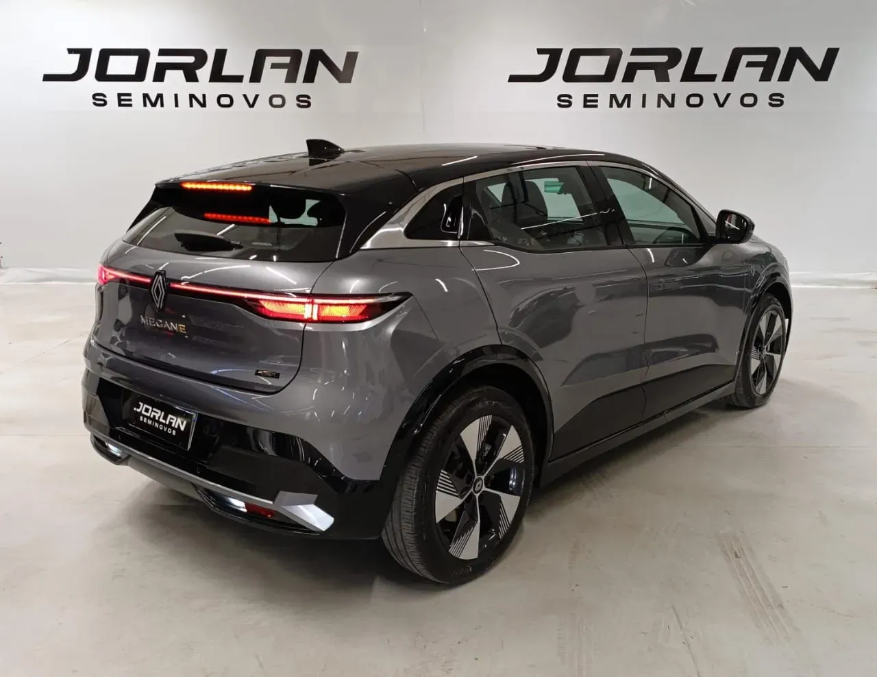 Renault Megane E-tech Electric - Imagem 6