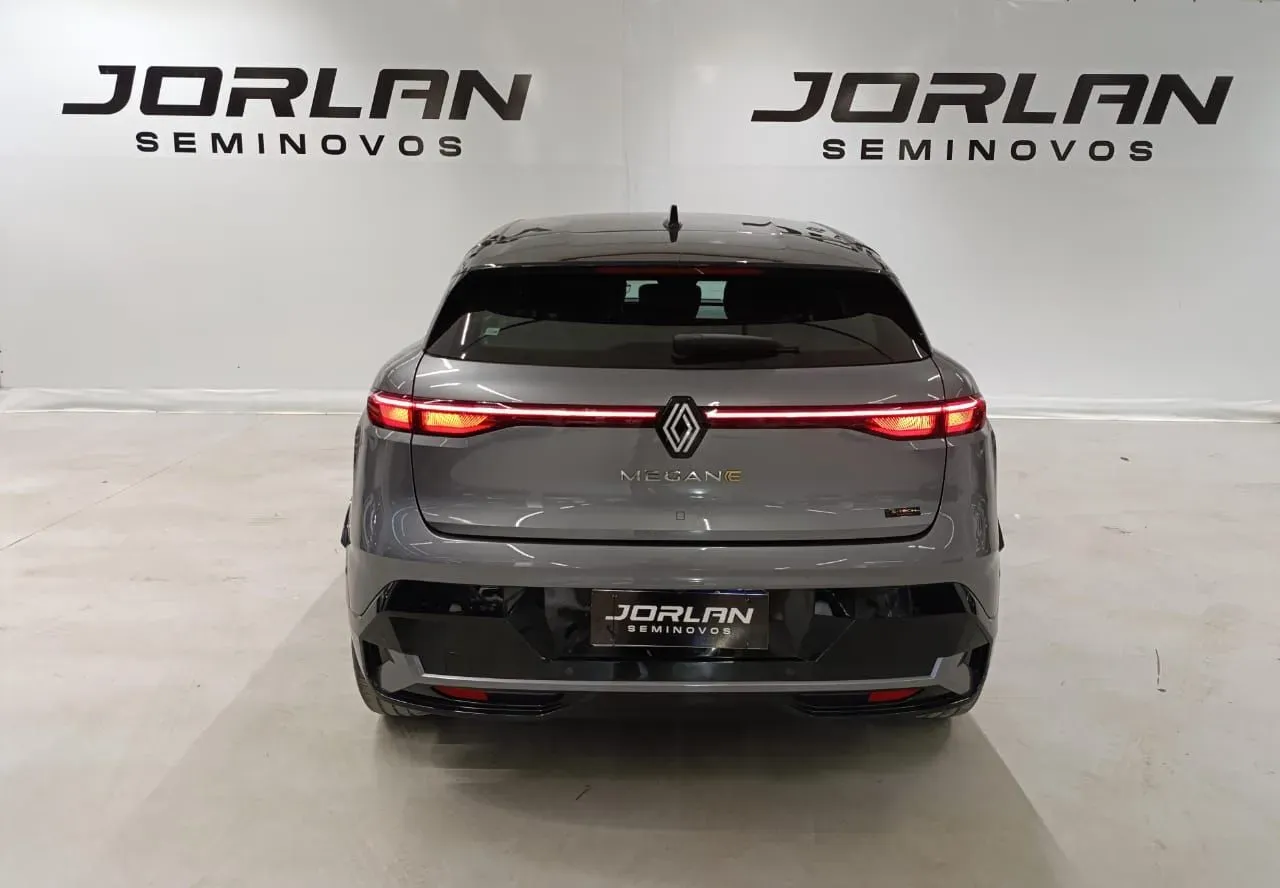 Renault Megane E-tech Electric - Imagem 7