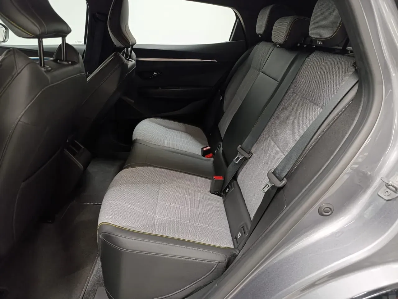 Renault Megane E-tech Electric - Imagem 11