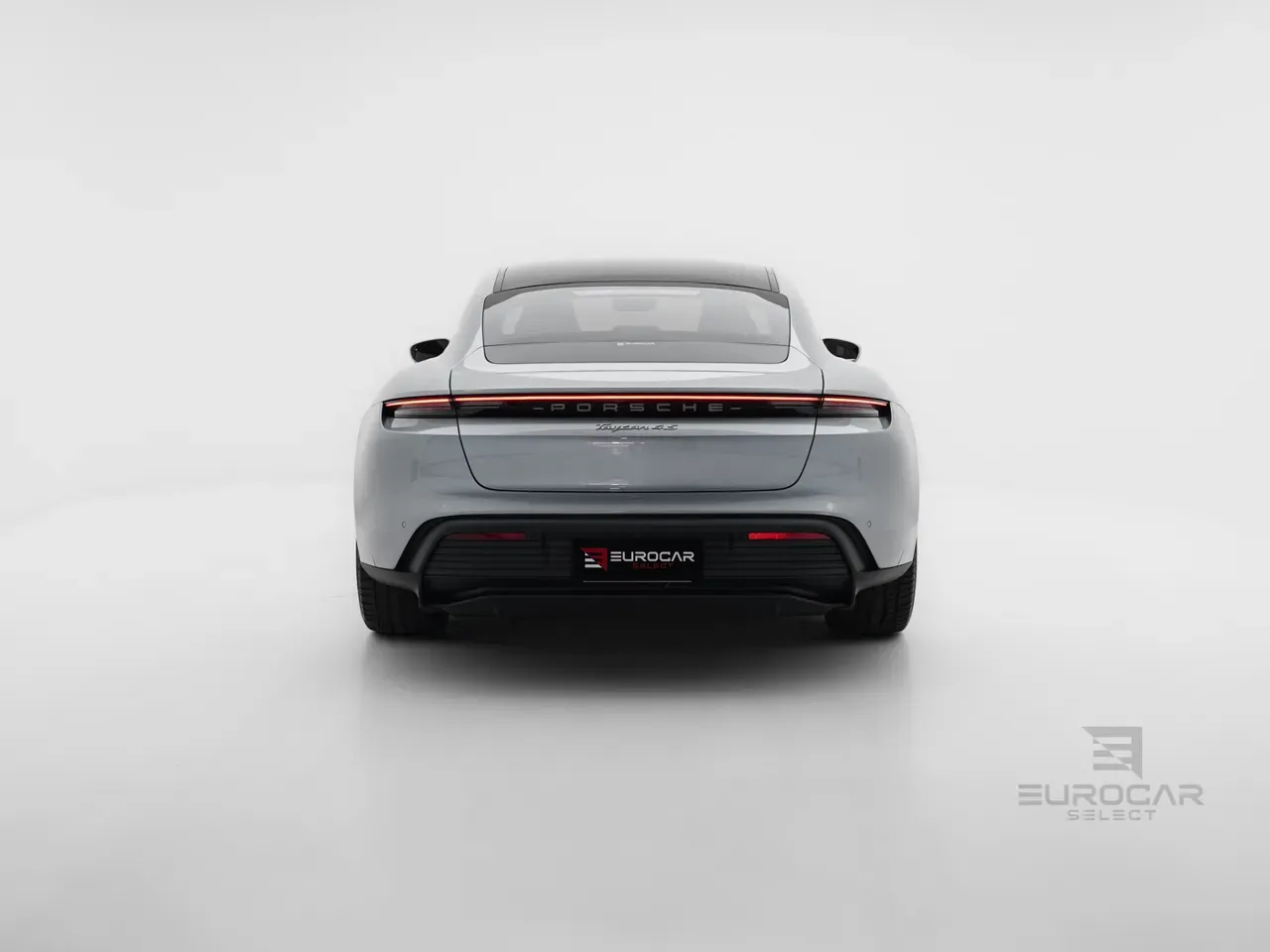 Porsche Taycan - Imagem 5