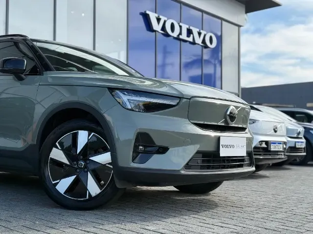 Volvo XC40 Recharge - Imagem 5