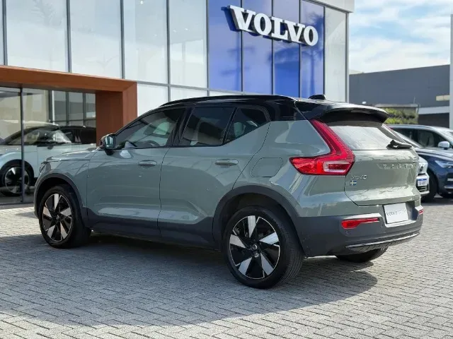 Volvo XC40 Recharge - Imagem 9