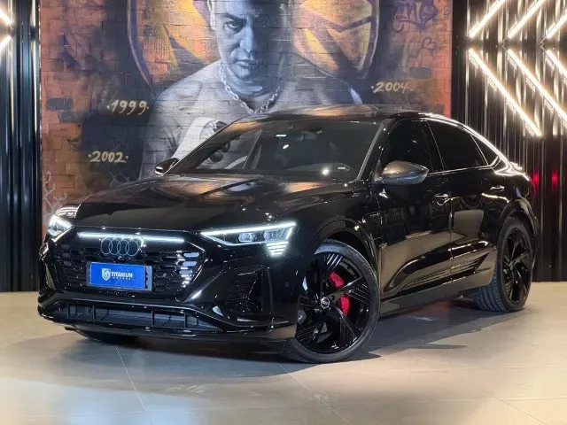Audi Q8 Sportback E-tron - Imagem 2