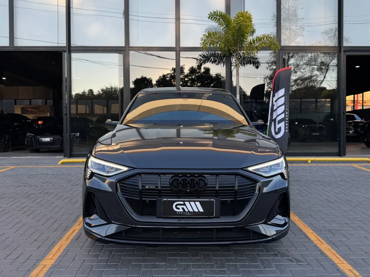 Audi E-tron Sportback - Imagem 2