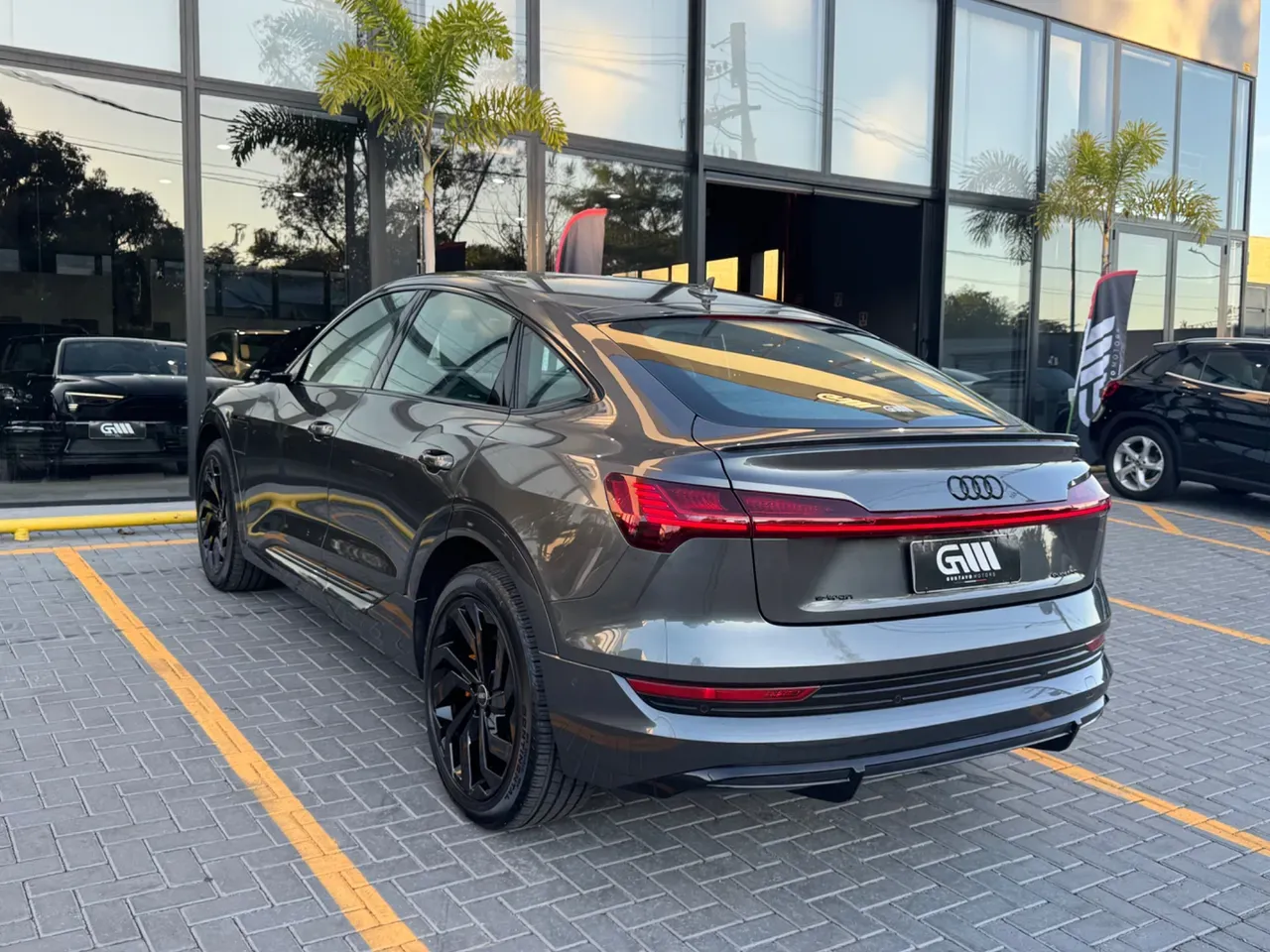 Audi E-tron Sportback - Imagem 8