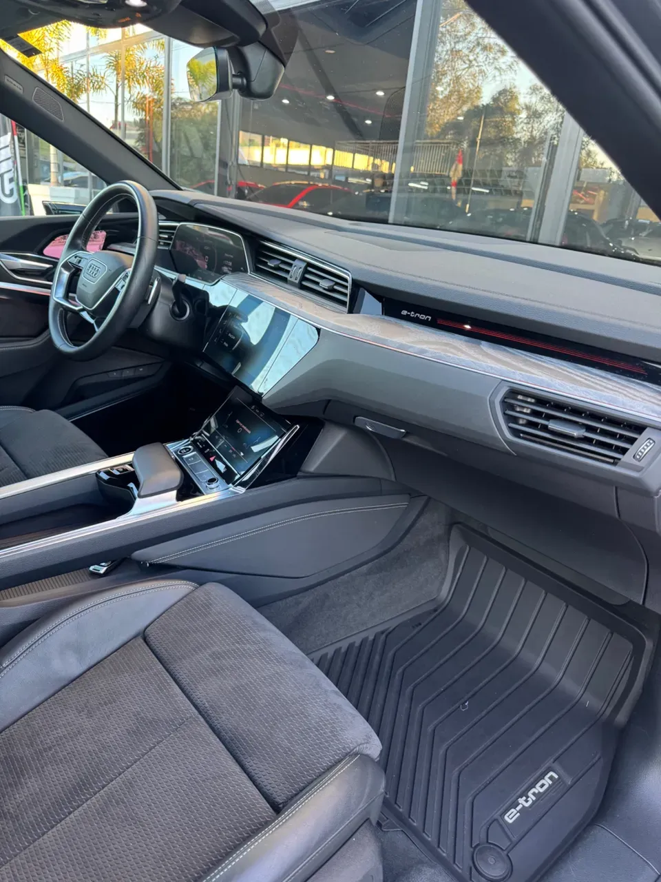 Audi E-tron Sportback - Imagem 11