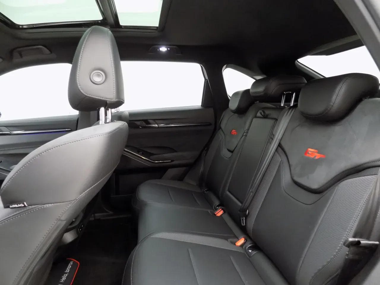 GWM Haval H6 Plug-in Hybrid - Imagem 13