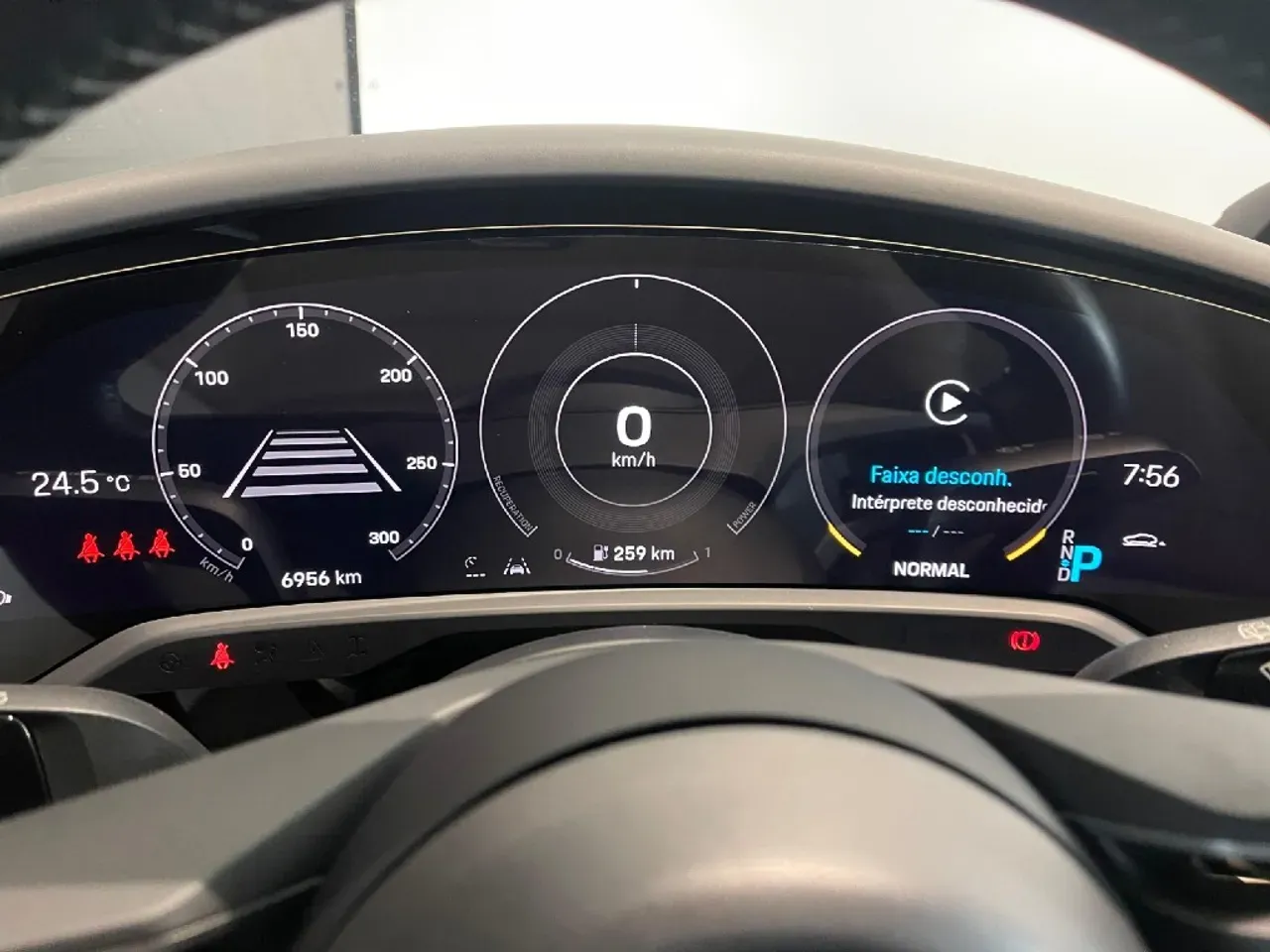 Porsche Taycan - Imagem 16