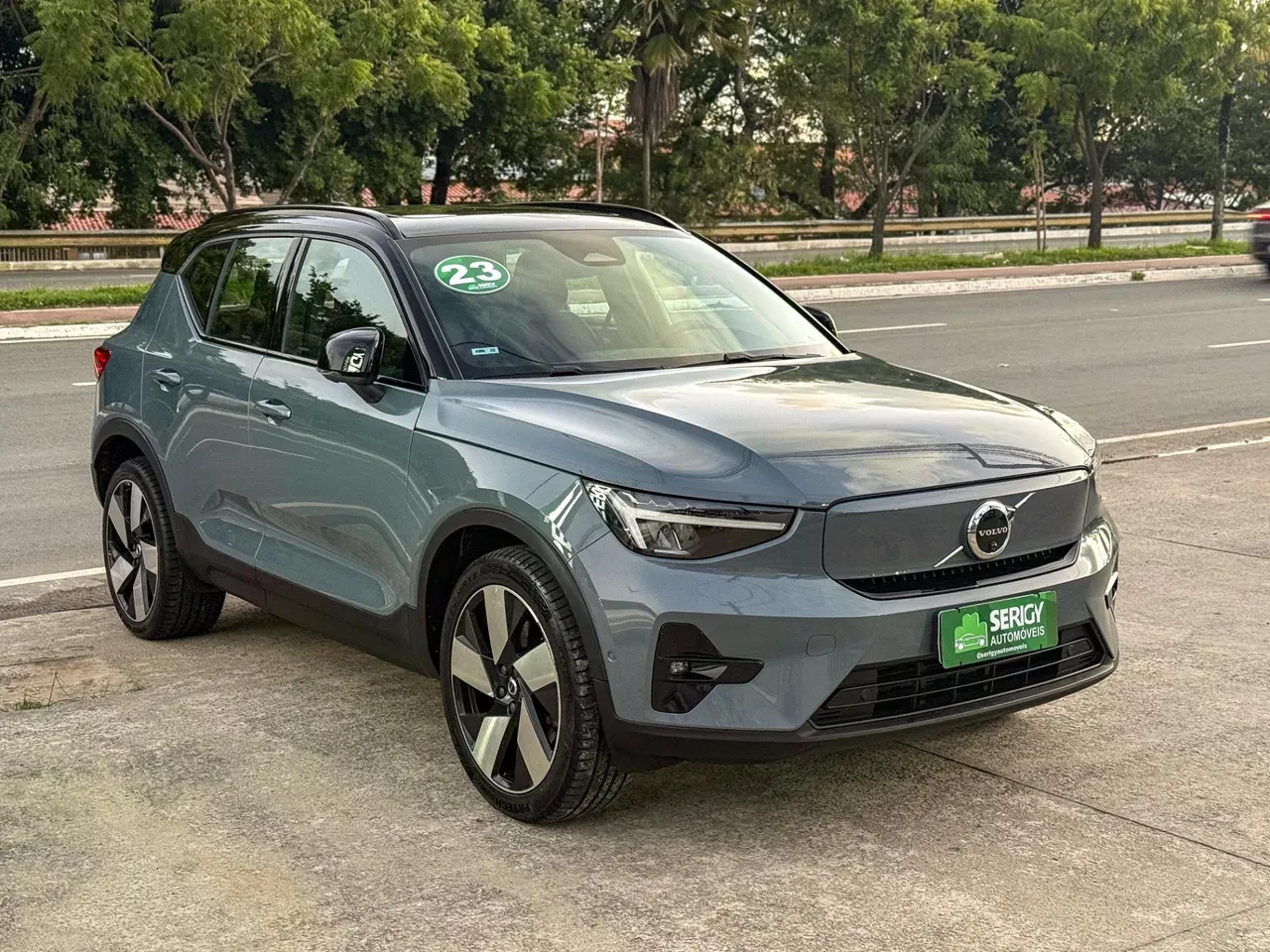 Volvo XC40 Recharge - Imagem 3