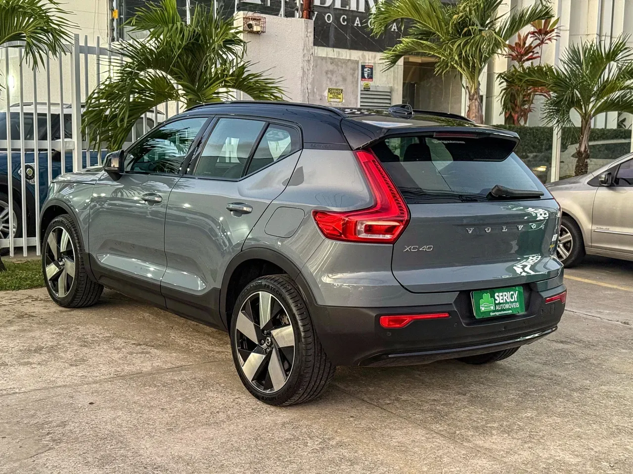 Volvo XC40 Recharge - Imagem 6