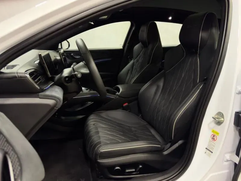 BYD Seal - Imagem 15