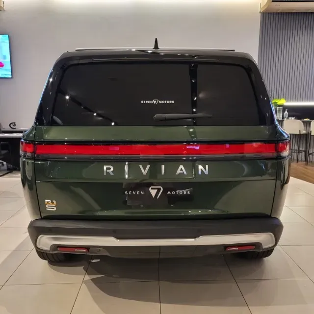 Rivian R1t - Imagem 5