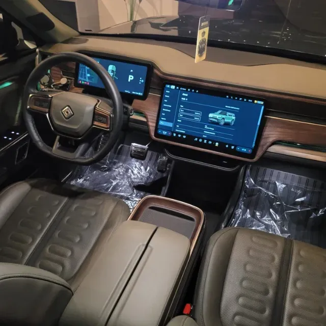Rivian R1t - Imagem 13