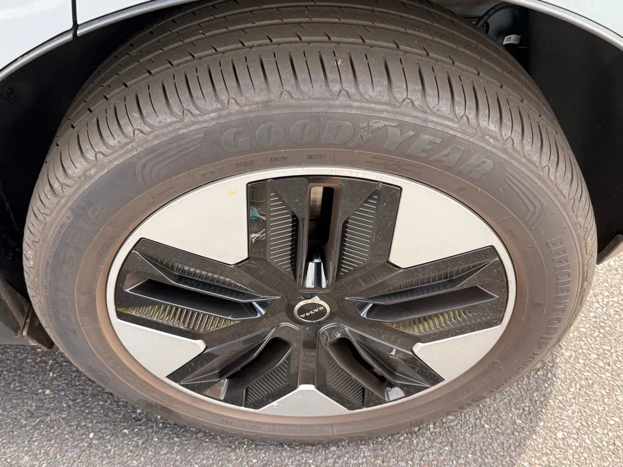 Volvo EX30 - Imagem 4