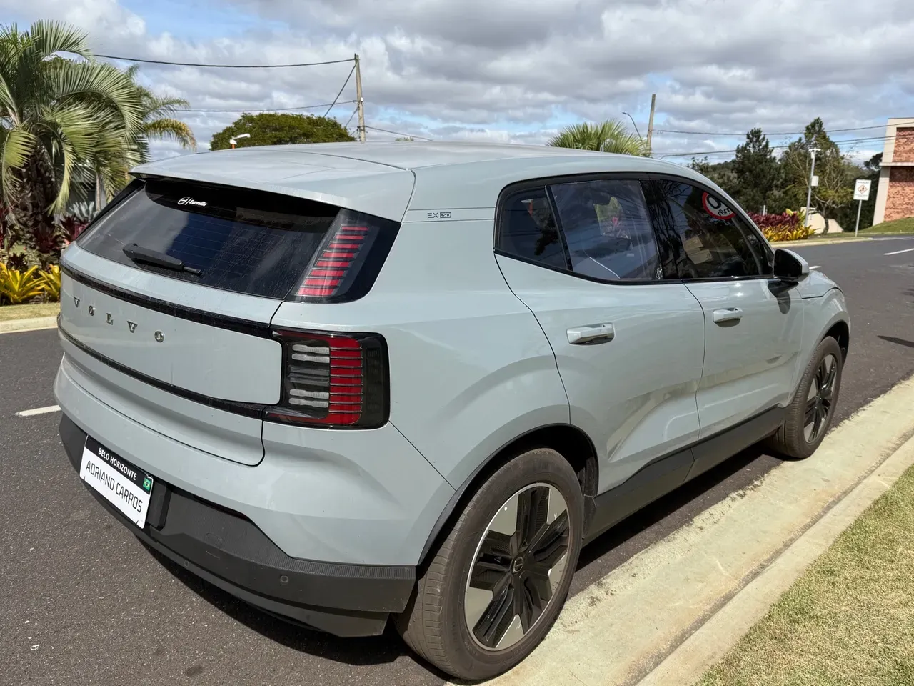 Volvo EX30 - Imagem 12