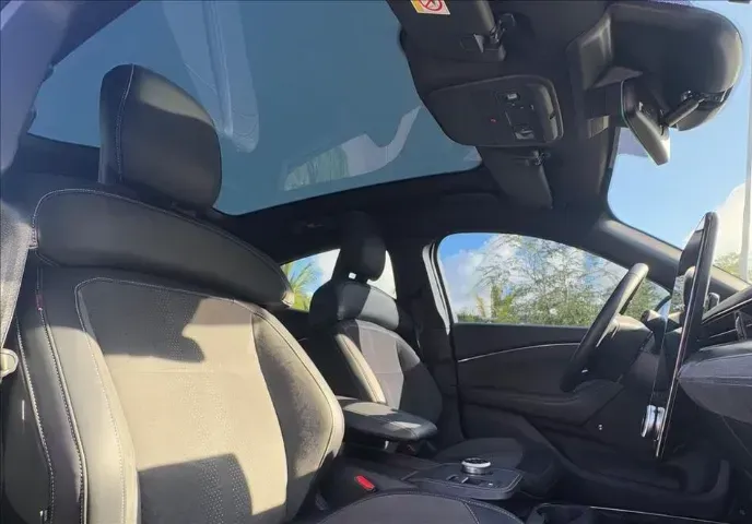 Ford Mustang Mach-e - Imagem 14