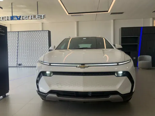Chevrolet Equinox EV - Imagem 9