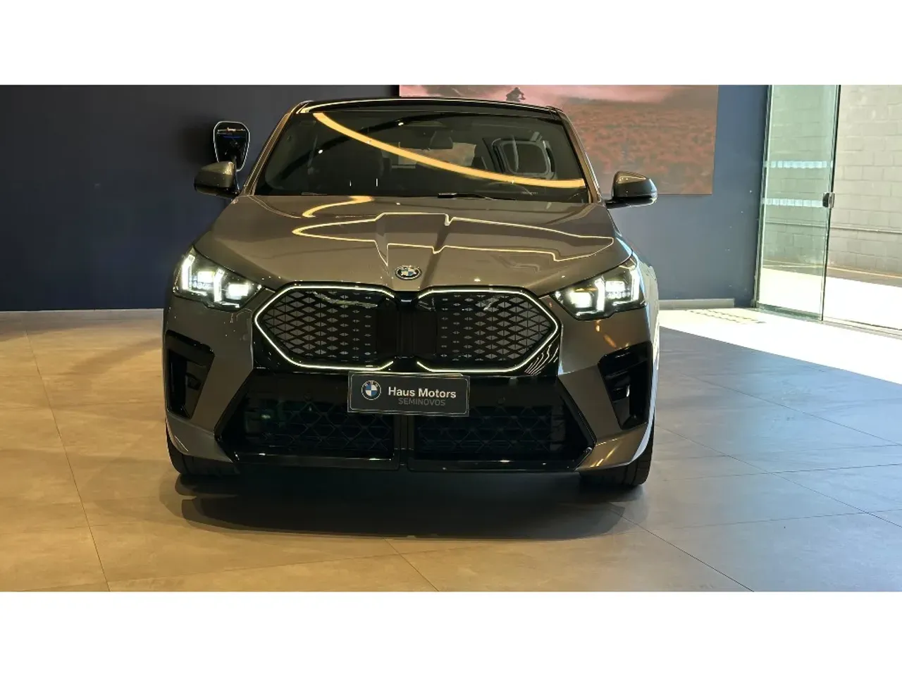 BMW IX2 - Imagem 2