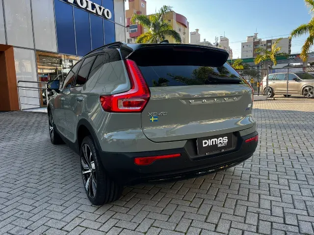 Volvo XC40 Recharge - Imagem 5