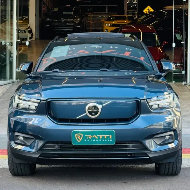 Volvo XC40 Recharge - Imagem 9