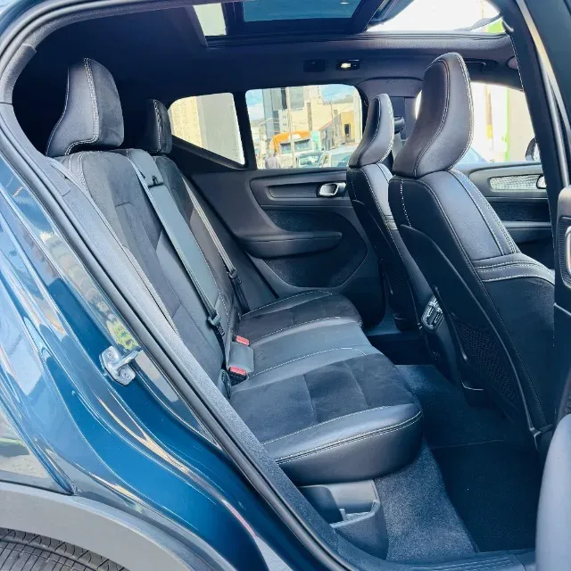 Volvo XC40 Recharge - Imagem 15