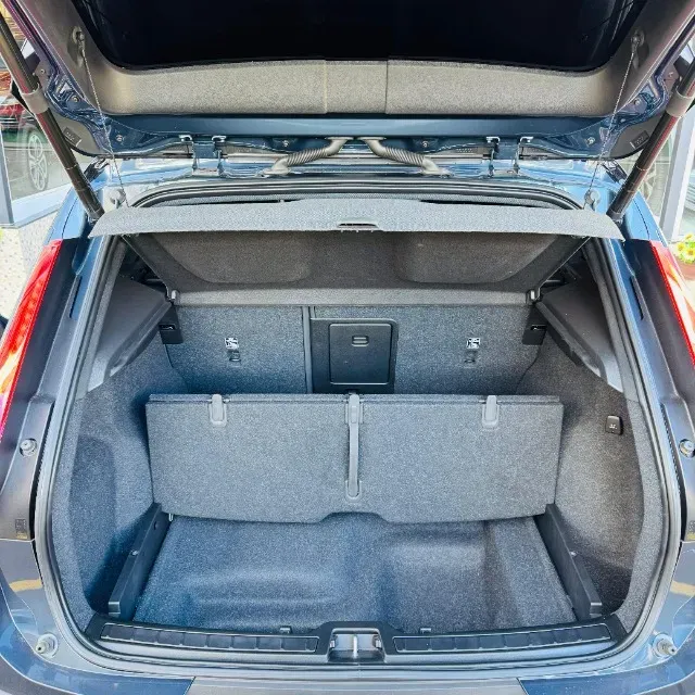 Volvo XC40 Recharge - Imagem 19