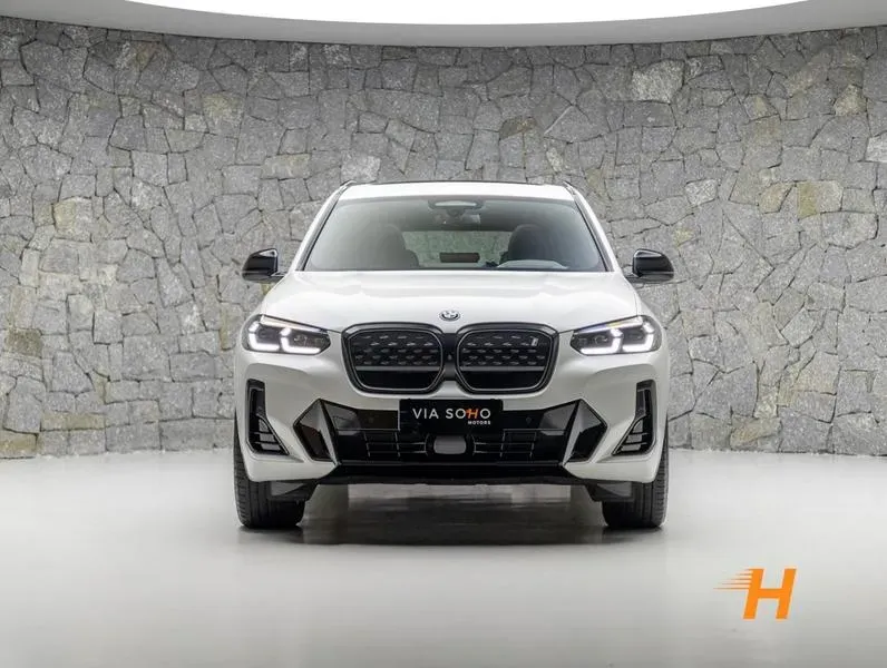 BMW IX3 - Imagem 2