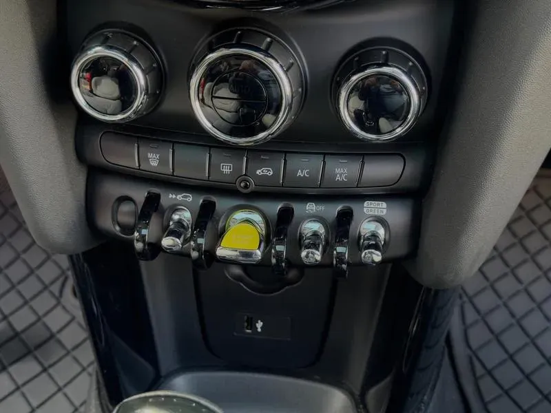 Mini CooperSE - Imagem 15