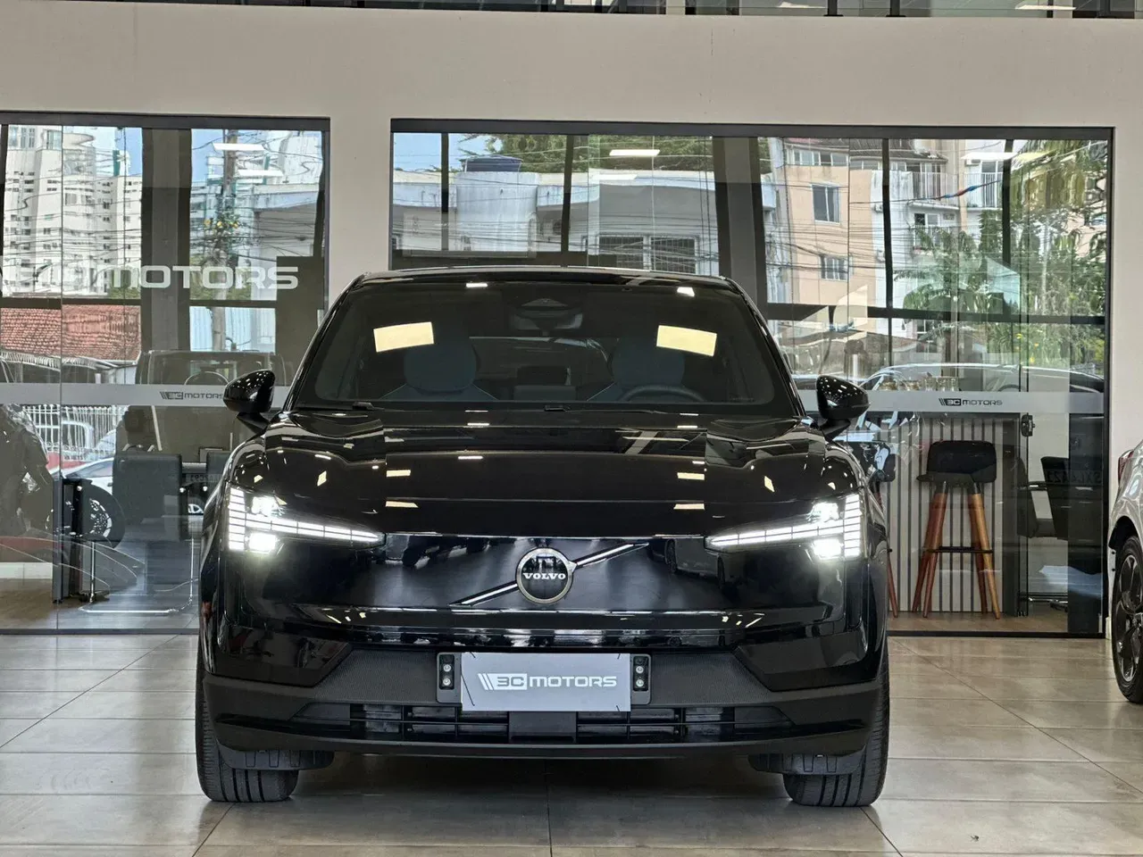 Volvo EX30 - Imagem 2