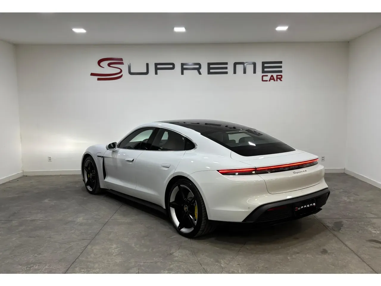 Porsche Taycan - Imagem 3