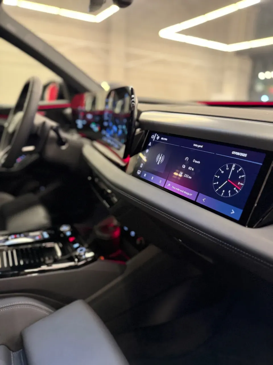 Audi Q6 E-tron - Imagem 12