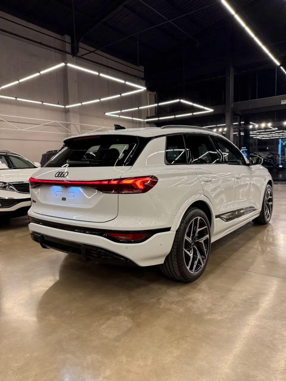 Audi Q6 E-tron - Imagem 15