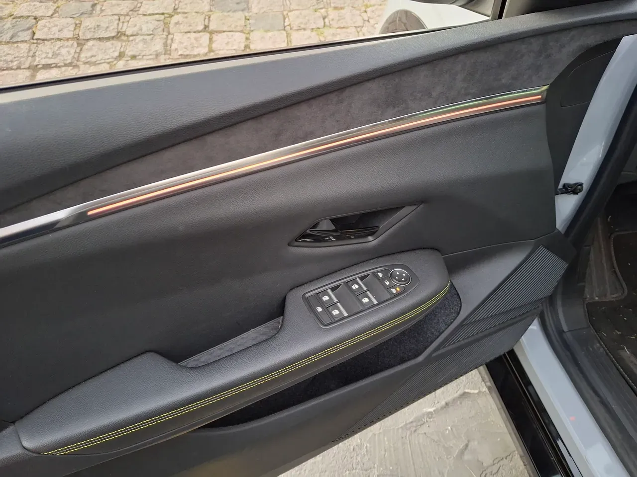 Renault Megane E-tech Electric - Imagem 14