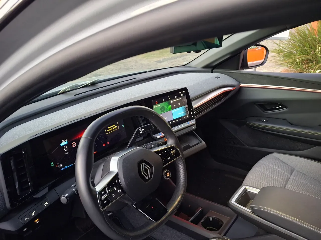 Renault Megane E-tech Electric - Imagem 20