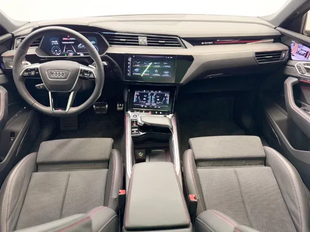 Audi Q8 E-tron - Imagem 6