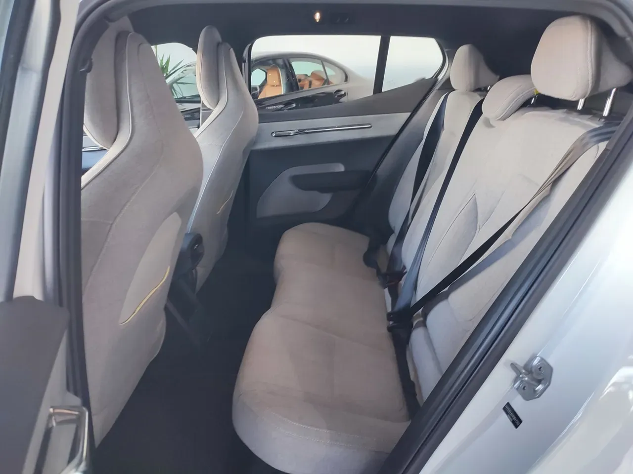 Volvo EX30 - Imagem 20