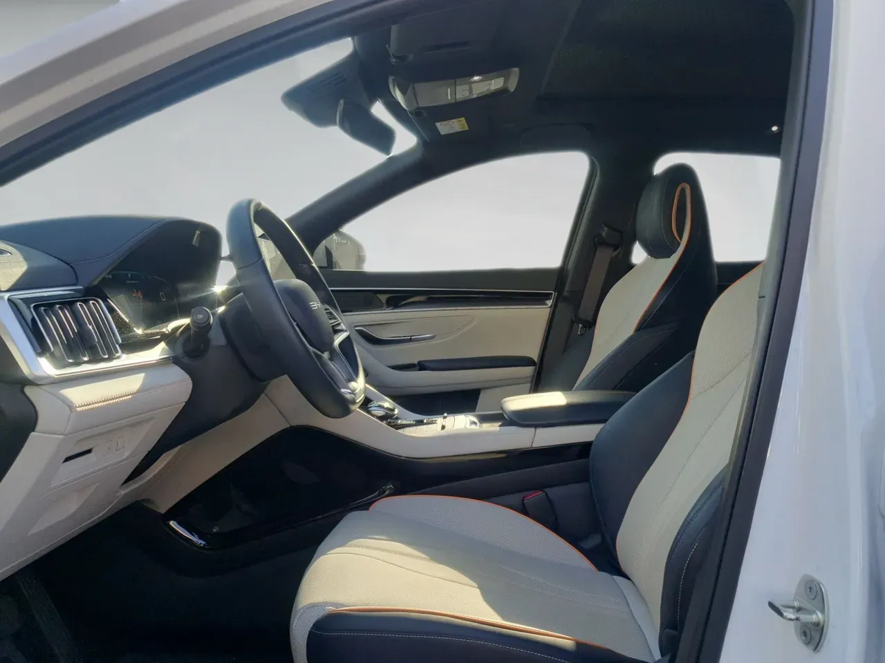 BYD Song Plus - Imagem 8