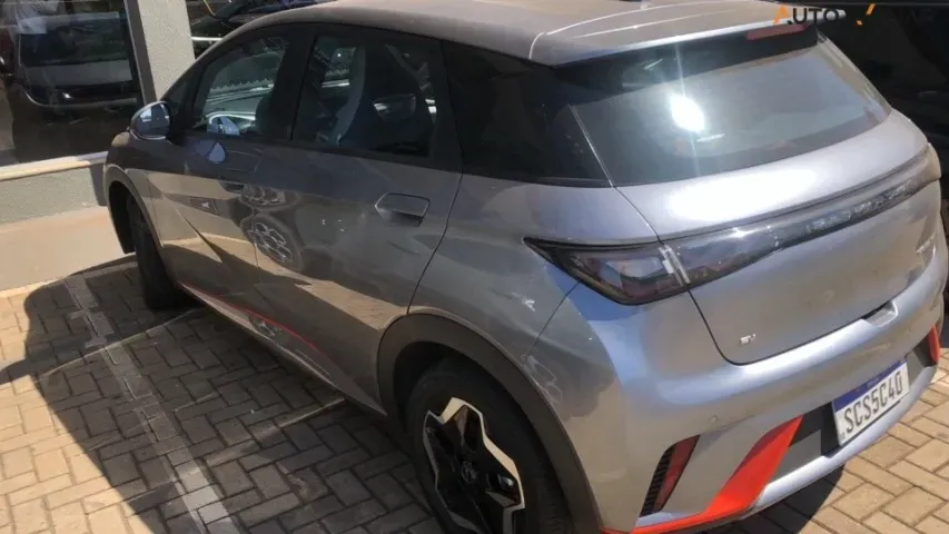 BYD Dolphin - Imagem 4