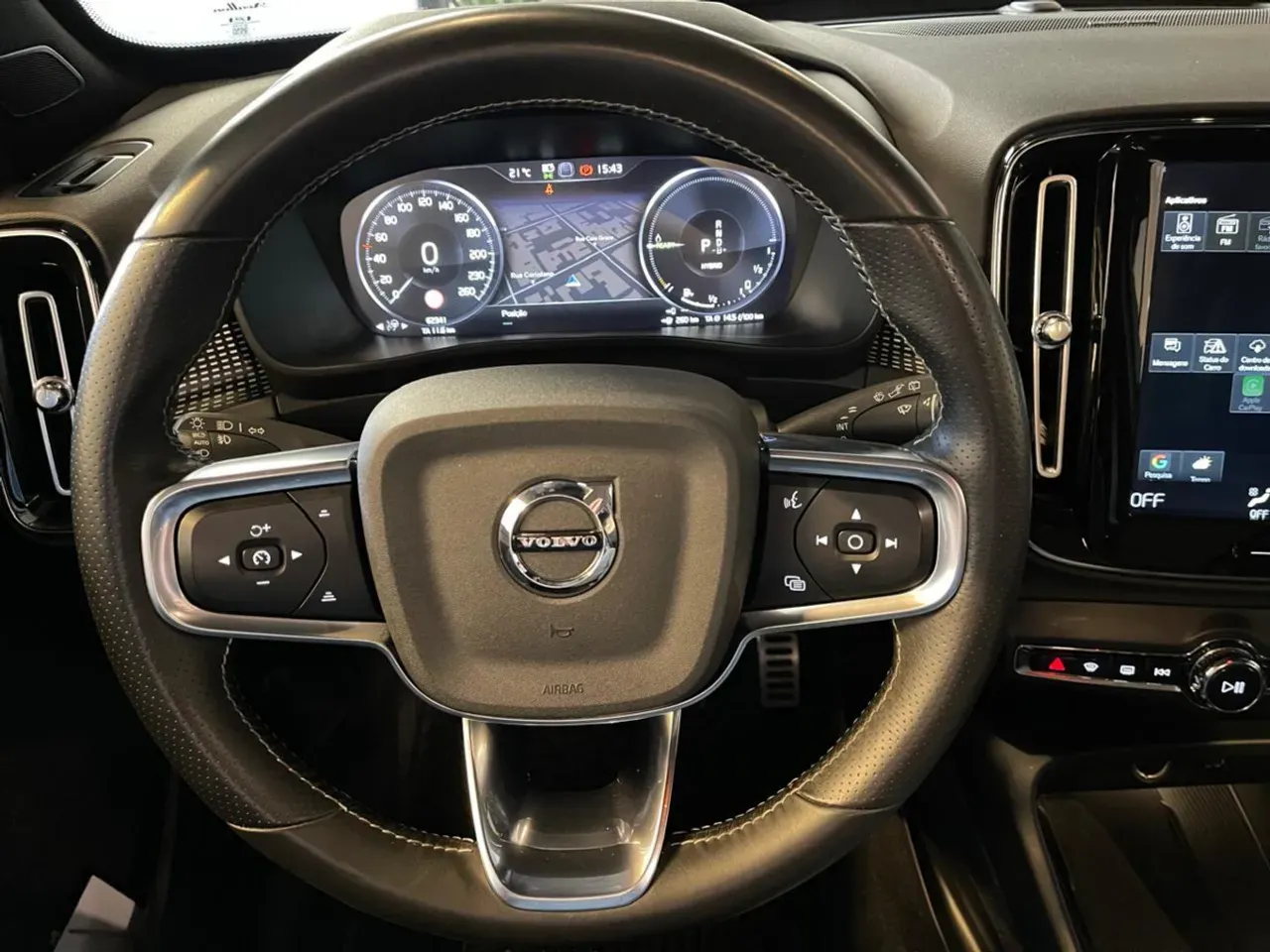 Volvo XC40 Recharge Plug-in Hybrid - Imagem 8