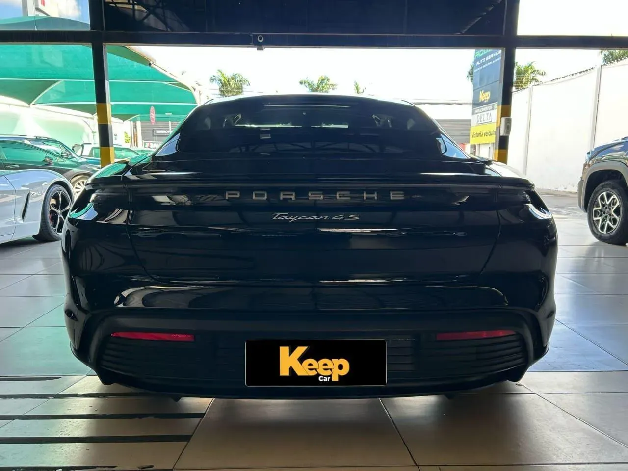 Porsche Taycan - Imagem 5